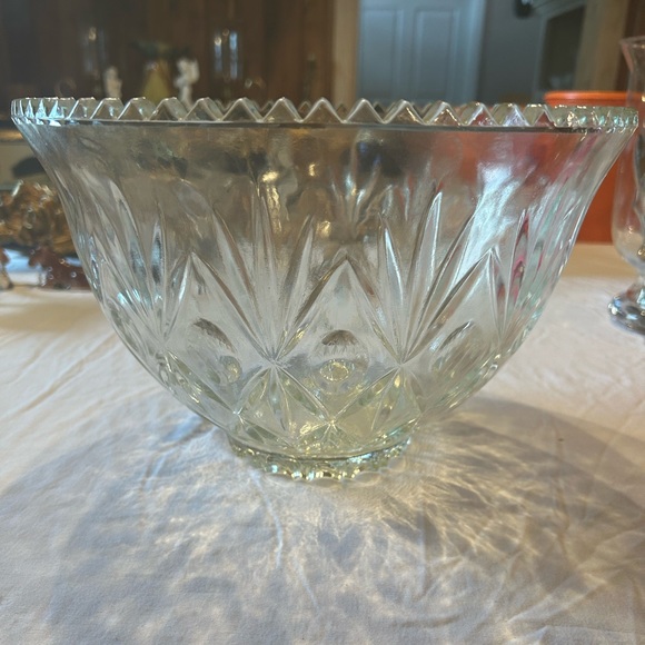 Vintage Hazel Atlas Lexington punch bowl